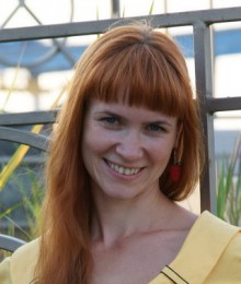 Юлия Бодрова - учитель ведущий по контактной импровизации